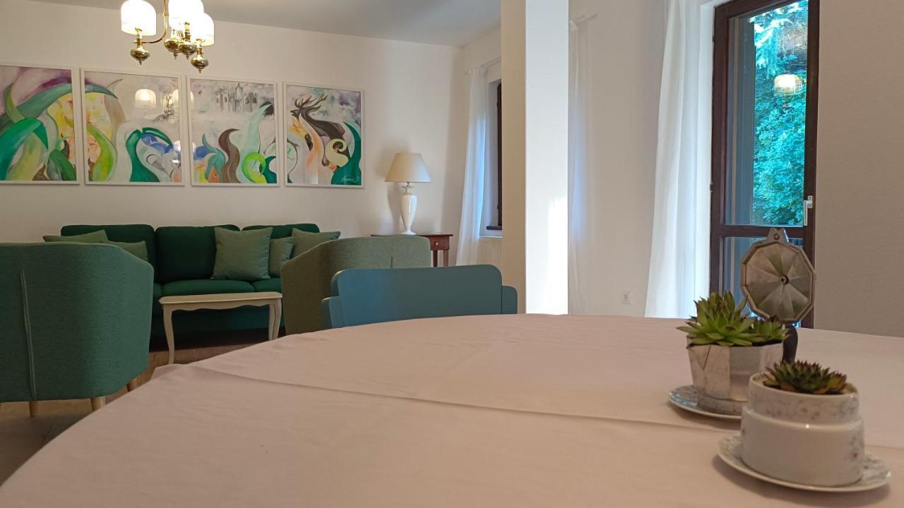 Apartment Oriana 로비니 외부 사진