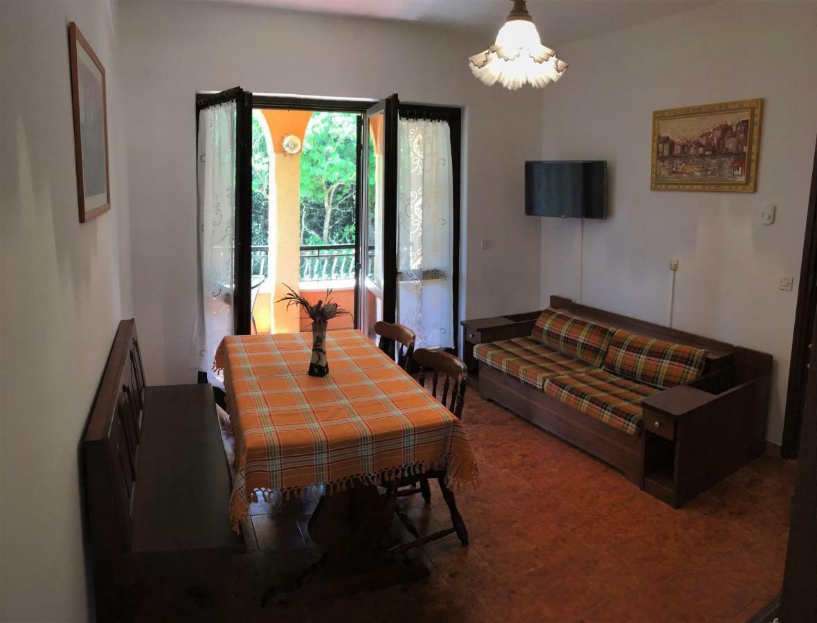 Apartment Oriana 로비니 외부 사진