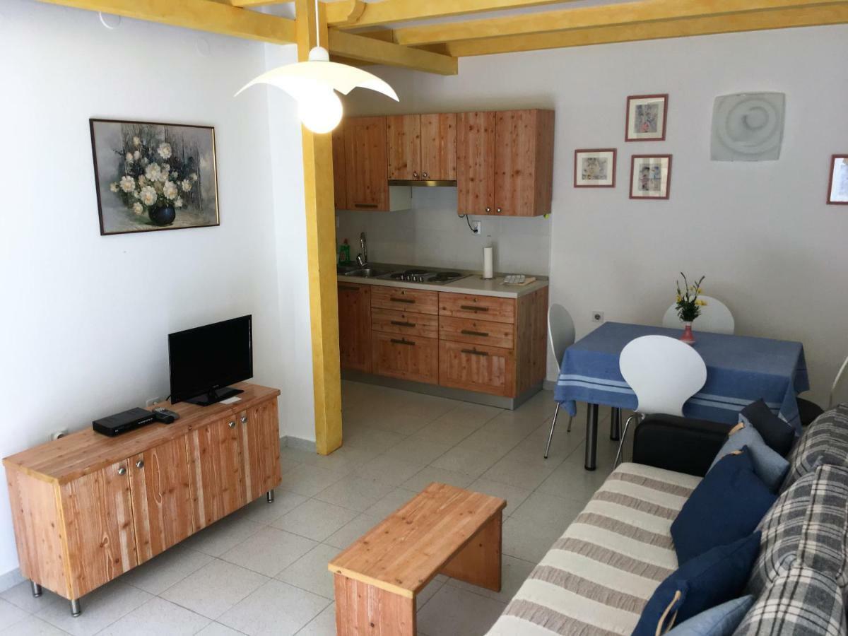 Apartment Oriana 로비니 외부 사진